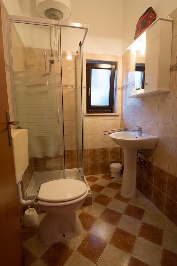 Apartments Angela 1711 Rakalj Экстерьер фото